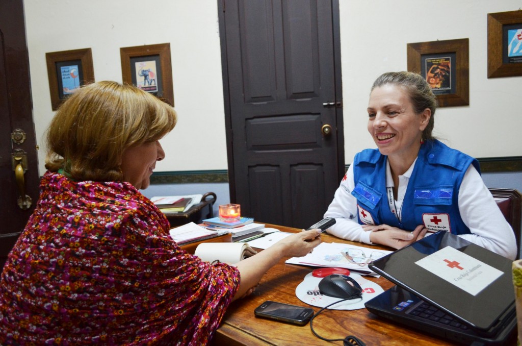 Alejandra VelascoSimmonds, directora ejecutiva de la Cruz Roja Seccional Cauca