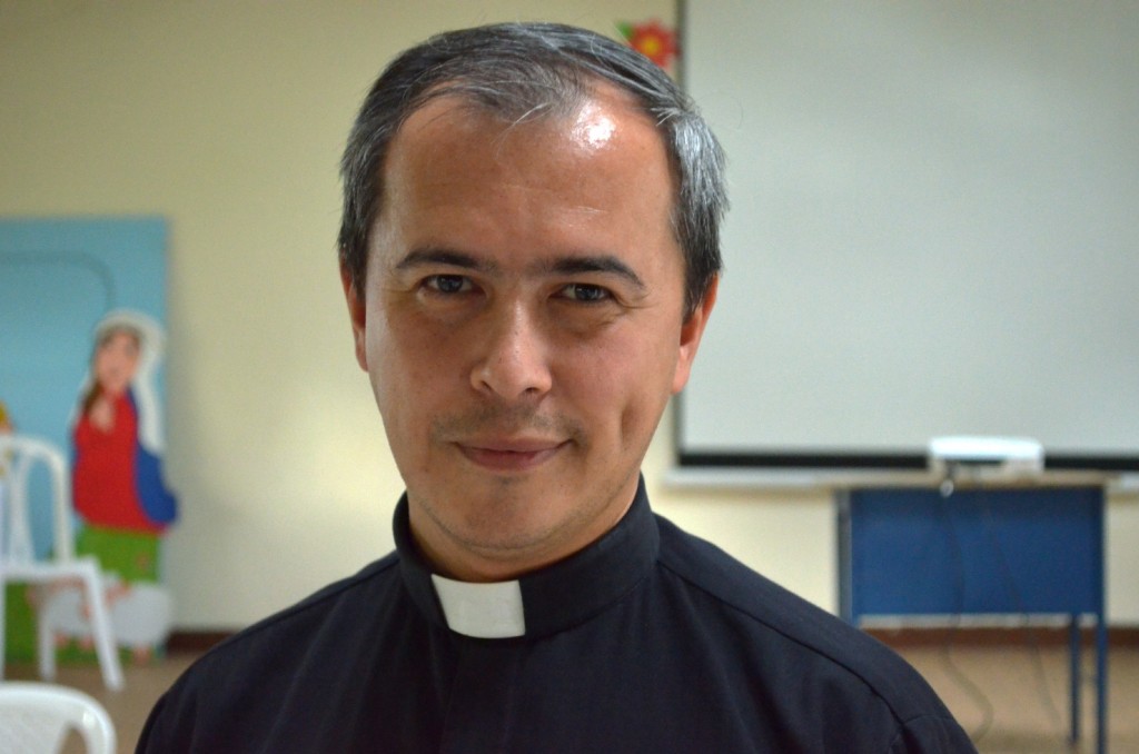sacerdote José Tomás Garzón