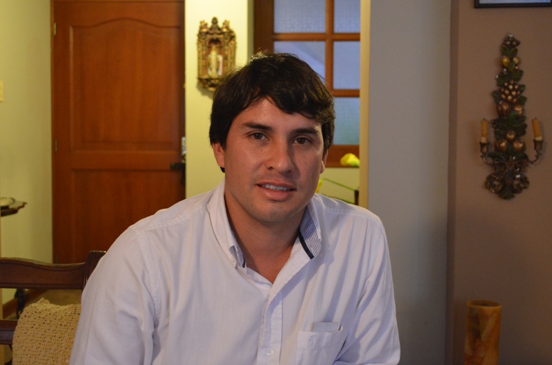 Concejal Pablo Parra Solano, visibilizó los precios de los arriendos de locales en la galería del barrio Bolívar.