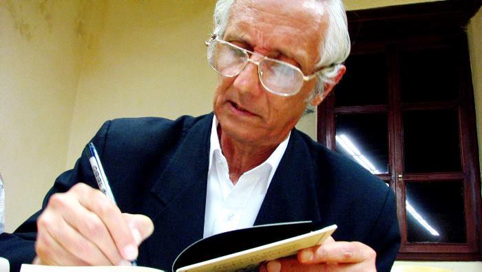 Poeta Giovanni Quessep, Premio Mundial de Poesía René Char. http://www.eluniversal.com.co/cultural/giovanni-quessep-una-vida-poetica-192974