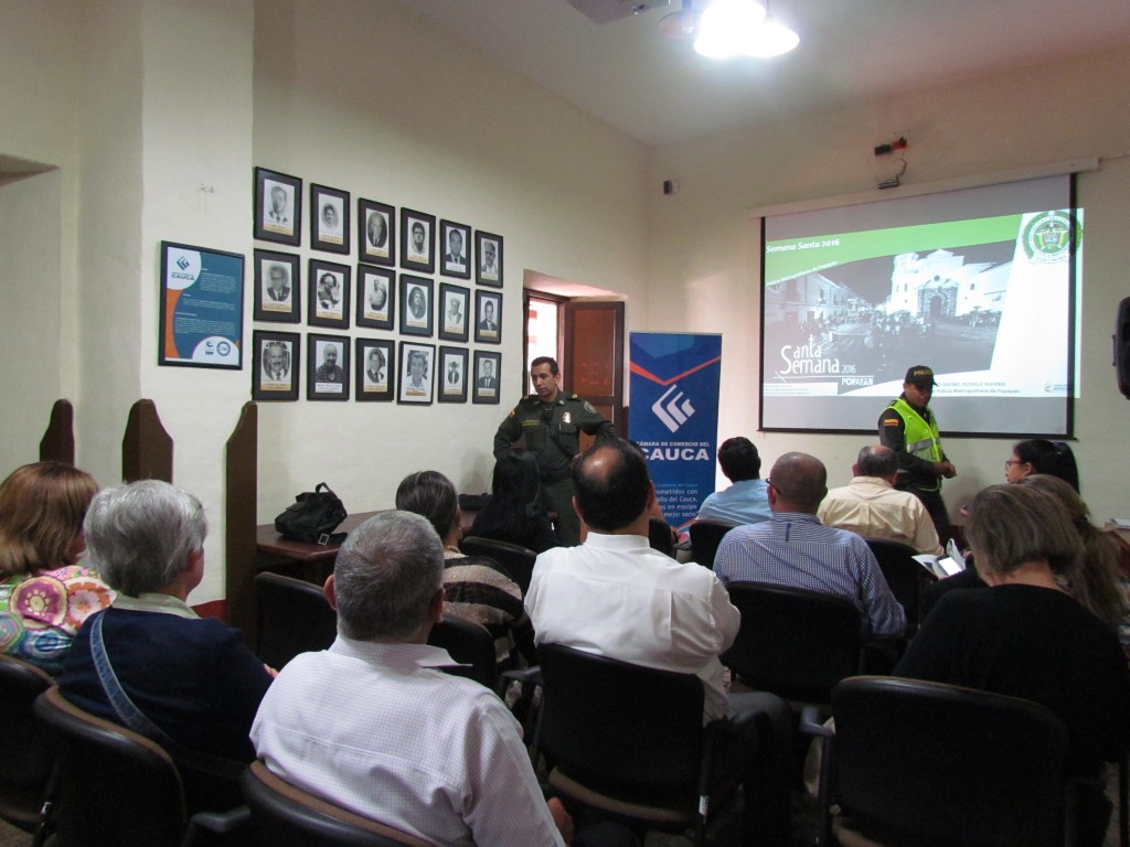 En la Cámara de Comercio del Cauca la Policía Metropolitana socializó el plan de seguridad para la Semana Santa en Popayán. 