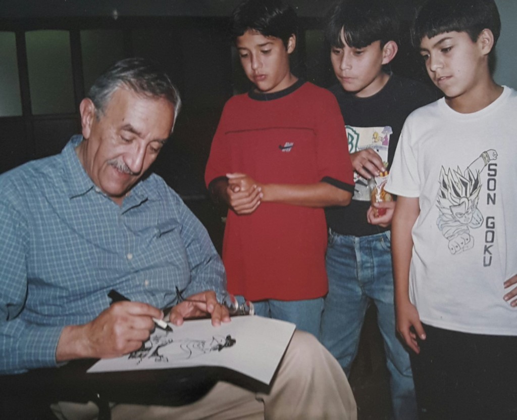 Pepón, en diciembre de 2001, en uno de los talleres que les dictó a los niños de Popayán, ocasión que recordó la época en que realizaba el programa de televisión Minimonos. 
