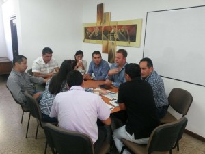 Daniel Sussmann, del Ministerio de Agricultura, se reunió con representantes del Departamento, Municipio, Asdecca y la SAG, para oficializar los aportes de cada institución, con miras a la construcción del coliseo de ferias. 