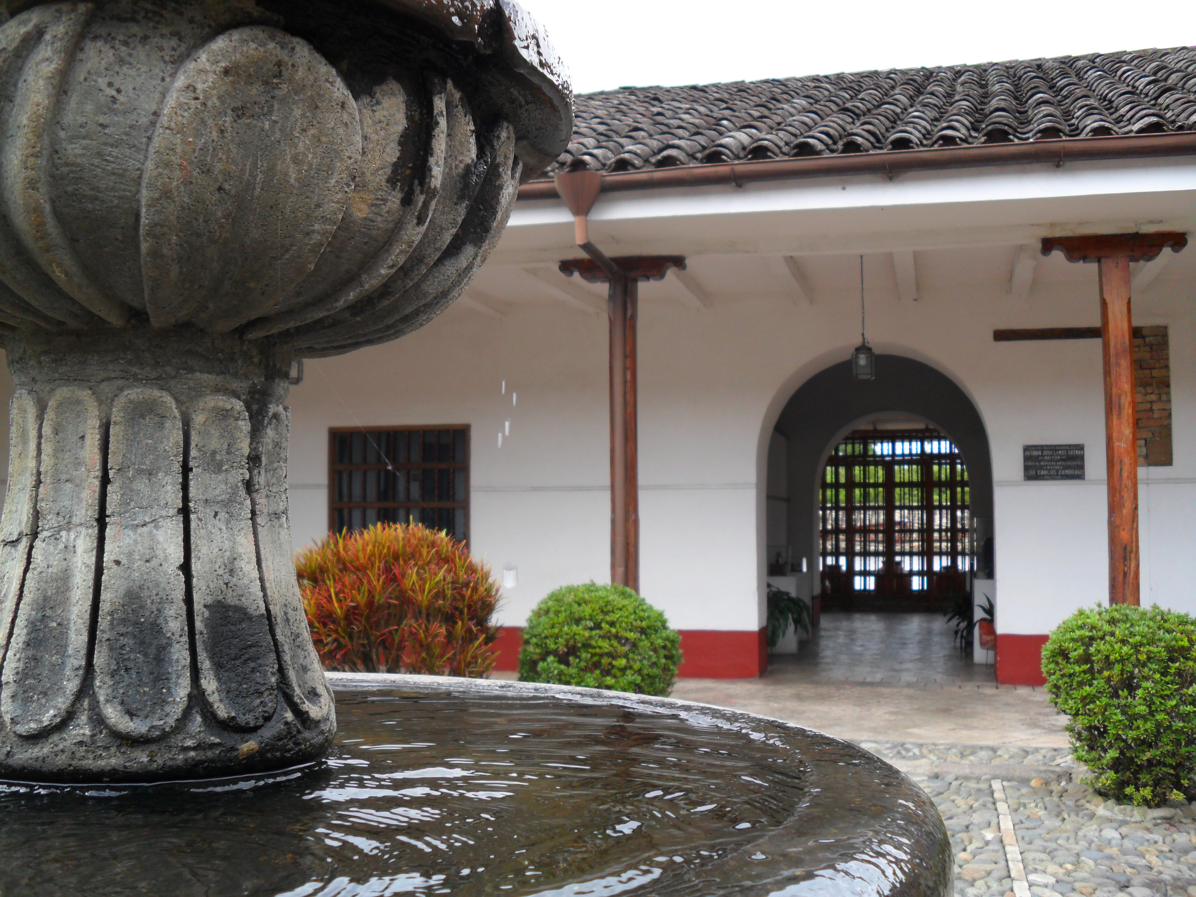 Casa Museo Mosquera, la que fuera la residencia del general Tomás Cipriano de Mosquera. Hoy es la sede de la Vicerrectoría de Cultura y Bienestar de Unicauca.