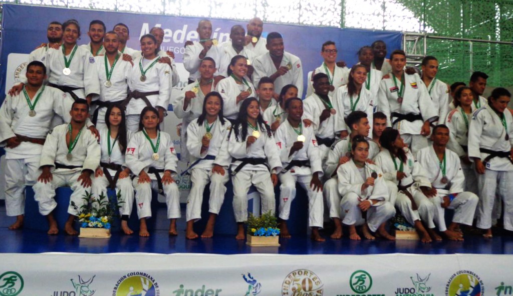 Foto 1 Equipo Judo