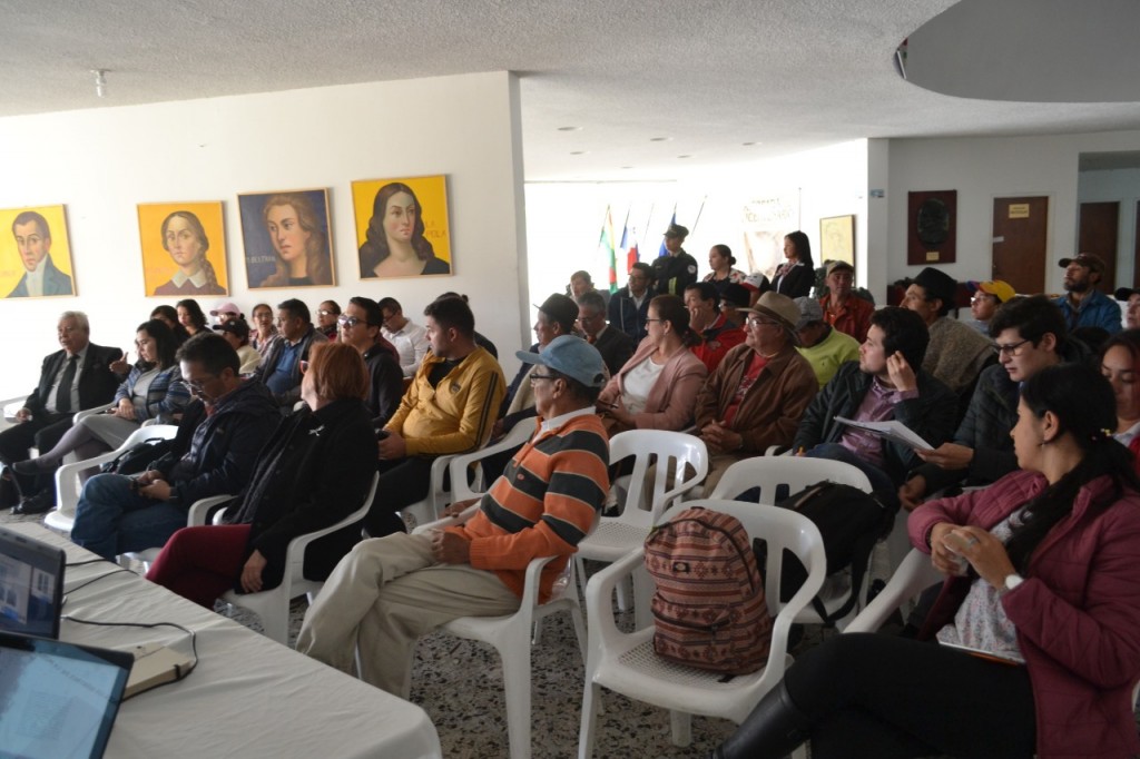 Foto 3 socialización