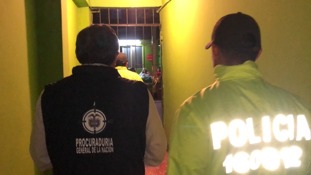 En un hostal del barrio Bolívar de Popayán, fueron hallados elementos para la elaboración de artefactos explosivos improvisados. No hubo capturas.